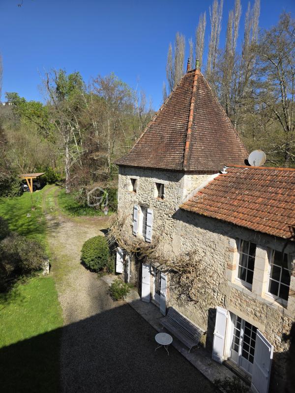 MOULIN 4 HECTARES DE JARDIN