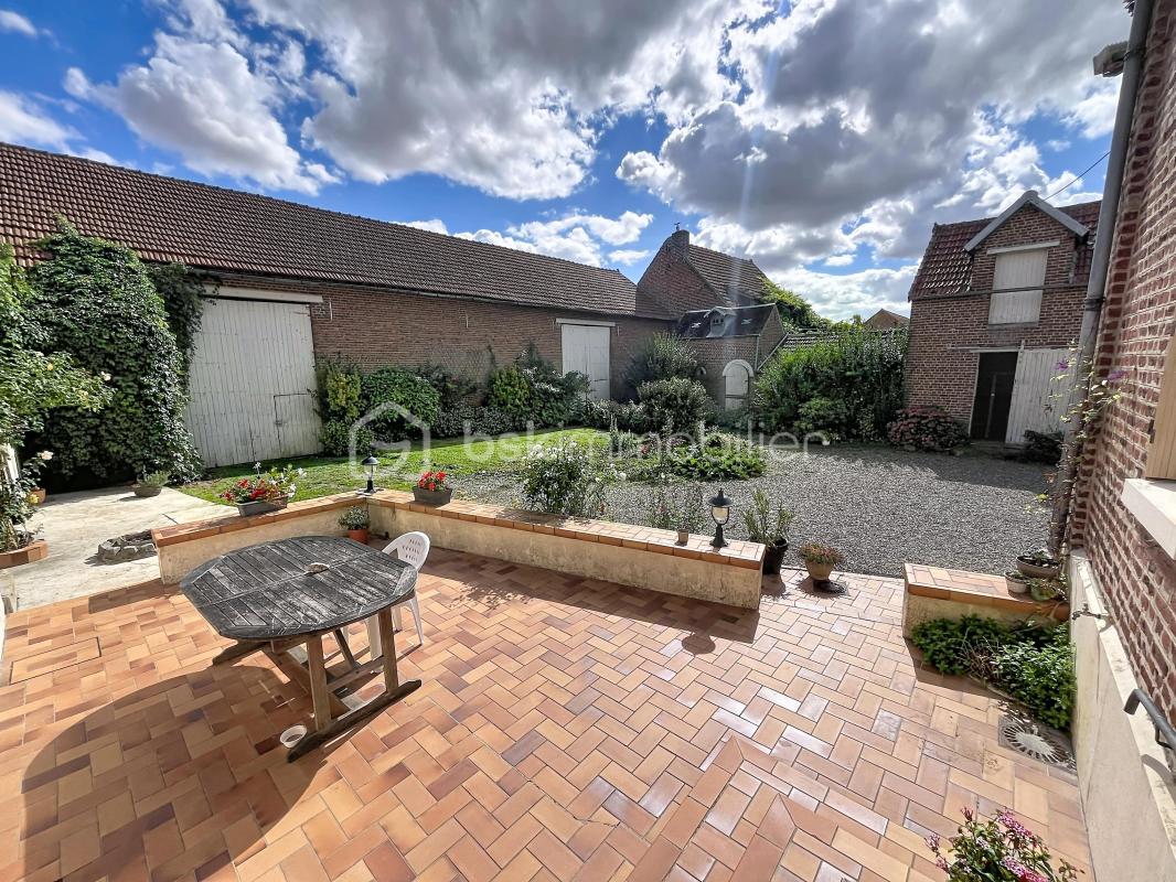 CORPS DE FERME AVEC MAISON + GRANGE DE 190 M2