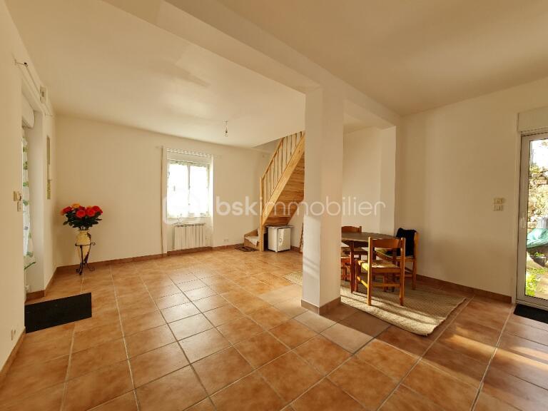 Maison 66m² — Ambrières-les-Vallées