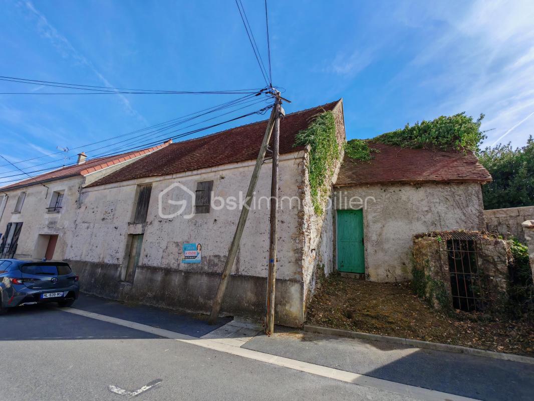 Maison avec jardin à rénover entièrement