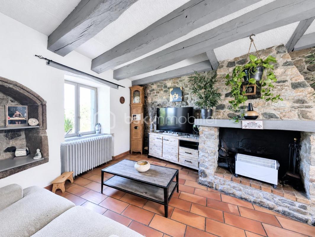 HERY-SUR-ALBY --- MAISON --- 3 CHAMBRES --- TERRASSE --- JARDIN --- CALME --- VUE MONTAGNES