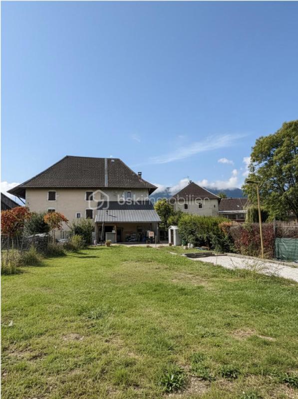 Maison familiale de 4 chambres avec terrain de 500 m²