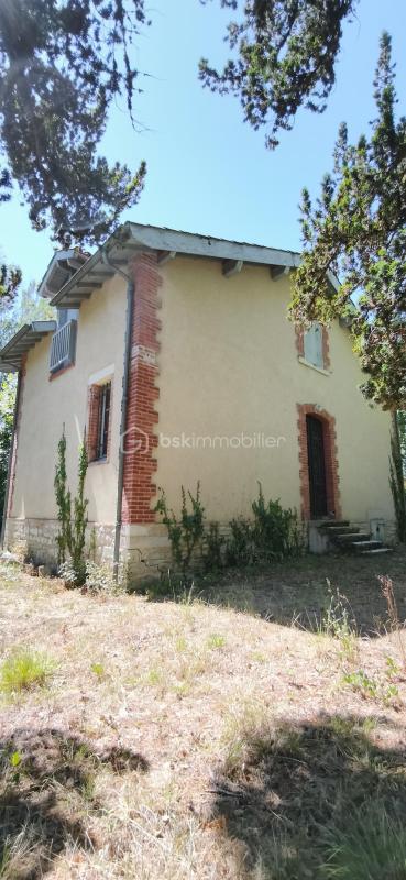 VENDS MAISON DE CARACTERE DE 1930 EN PIERRE ET BRIQUE AVEC SON PIGEONNIER