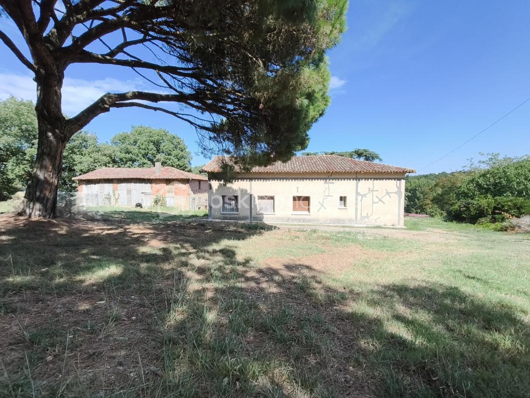 Ferme avec terrain et dépendances