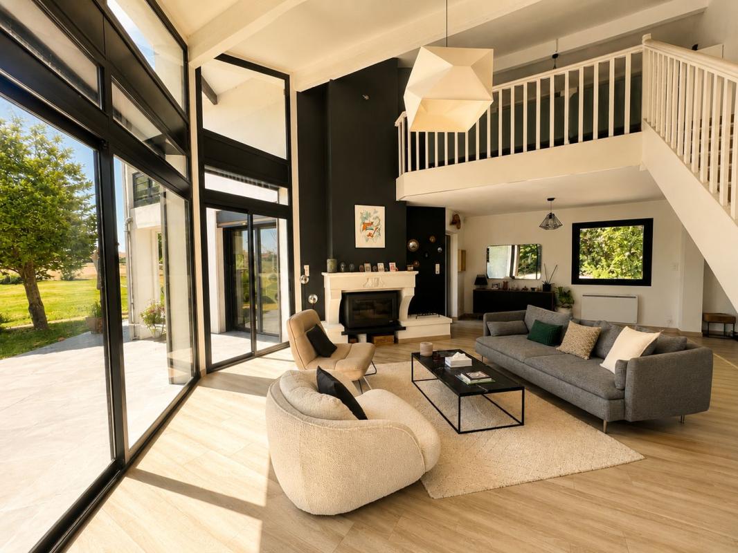 20 min toulouse Mongiscard Maison À Vendre type 6 avec jardin, piscine vue sur le lauragais