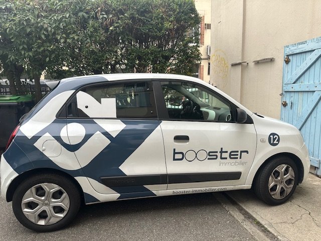 Parking en sous -sol au pide du métro