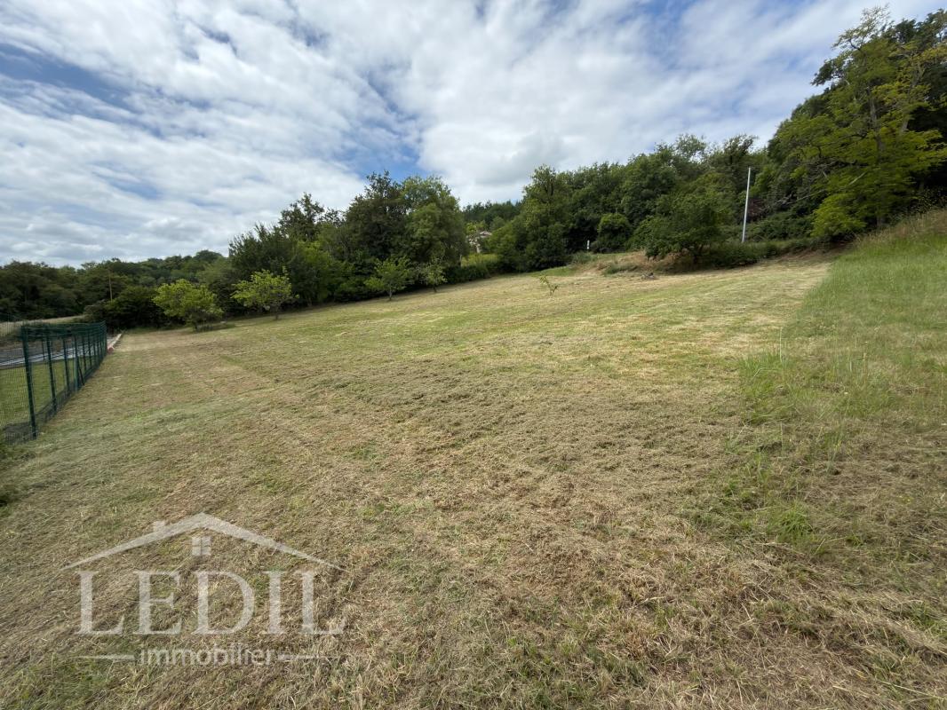 Terrain constructible 1922 m2