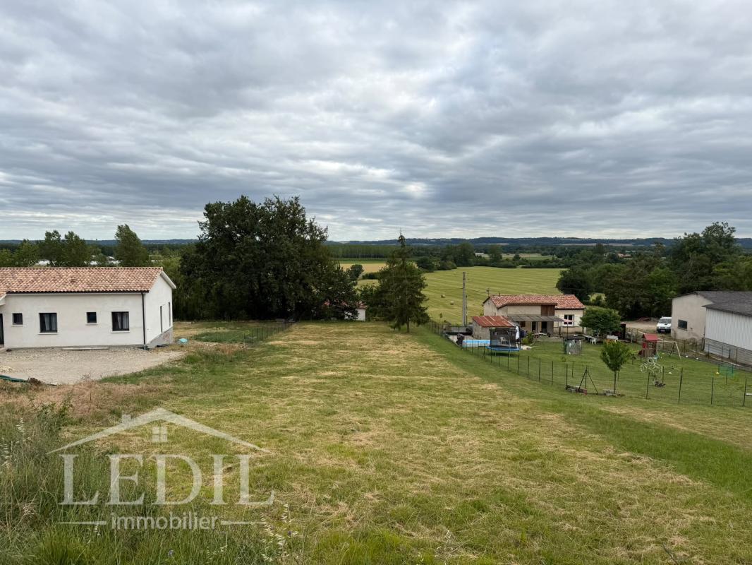 Terrain constructible 1531 m2