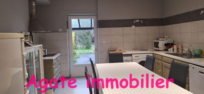 MAISON DE BOURG A VENDRE A CAPTIEUX