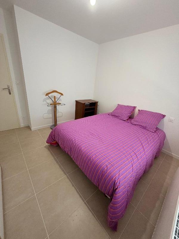 Appartement à louer, 1 pièces, 15 m², Saint Loubes