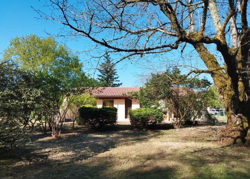 Maison à louer, 4 pièces, 106 m², Listrac Medoc