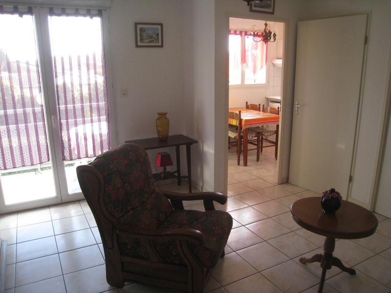 T1 - Photo 5
