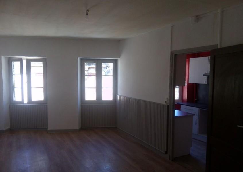 Appartement à louer, 2 pièces, 51 m², Reole