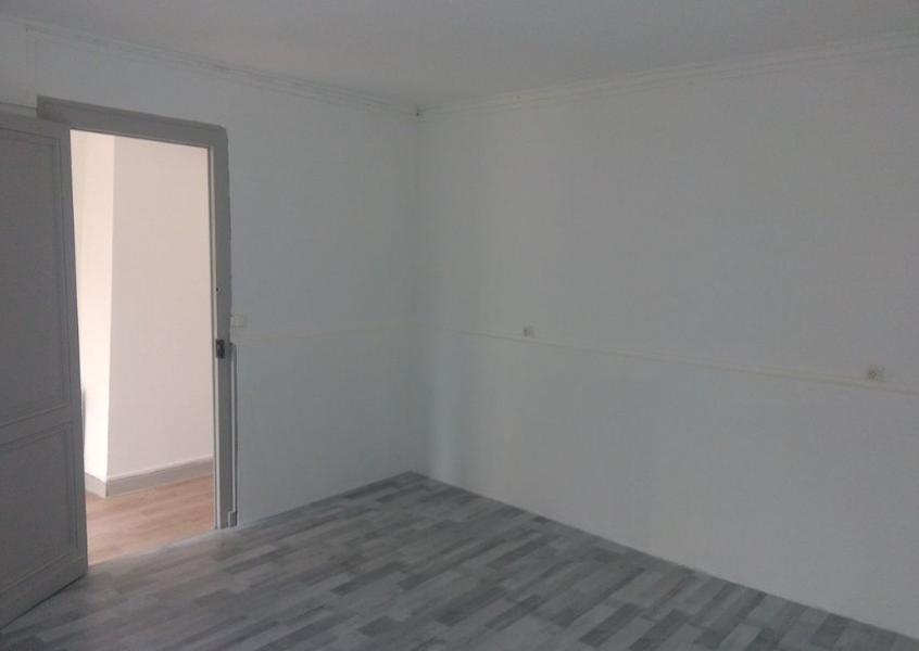 T2 - Photo 2