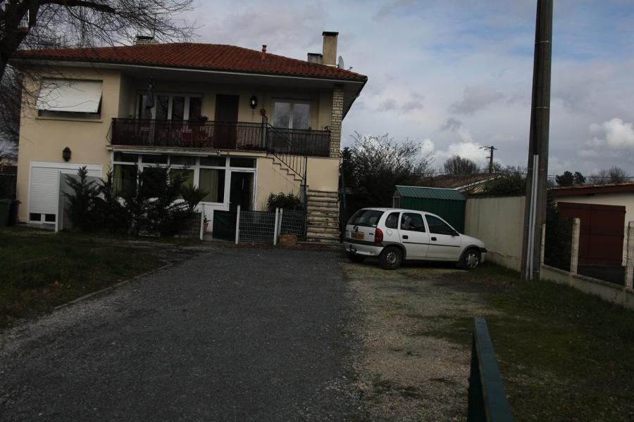 Appartement à louer, 3 pièces, 75 m², Taillan Medoc