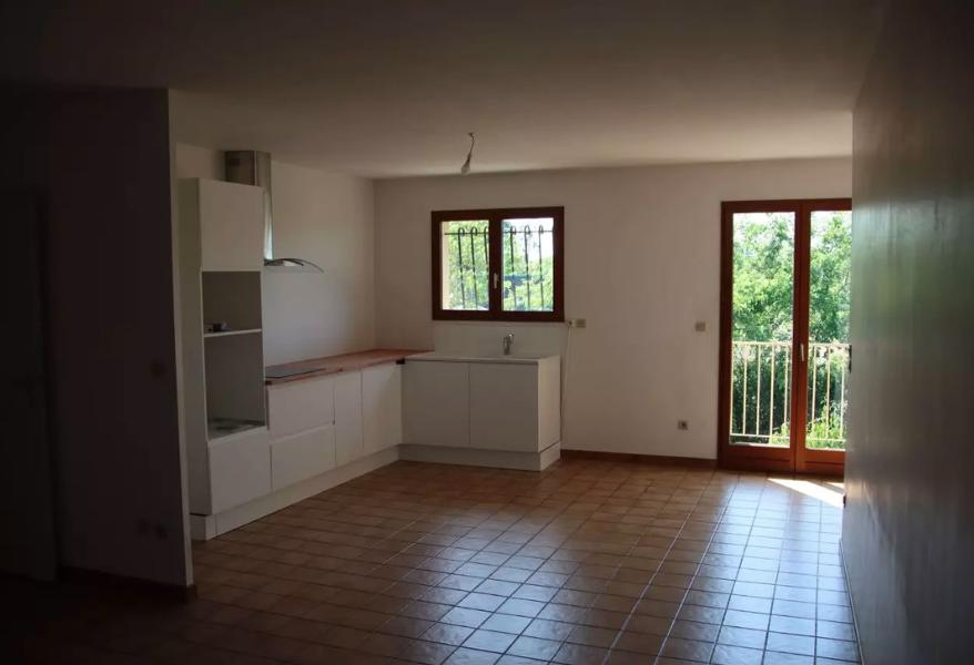 Appartement à louer, 3 pièces, 75 m², Libourne