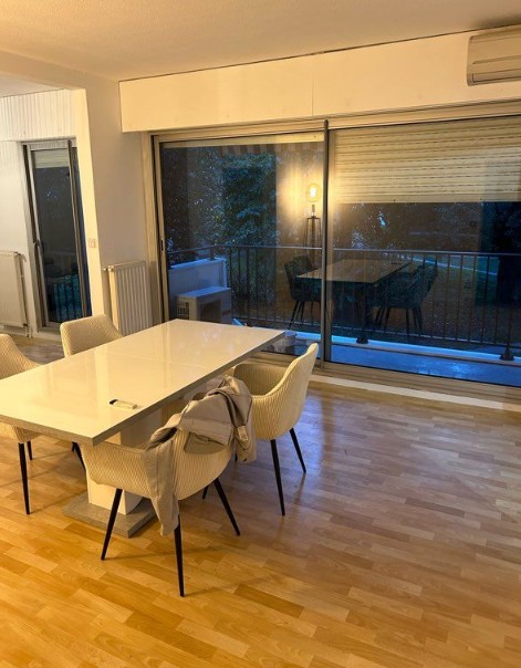 Appartement à louer, 4 pièces, 95 m², Merignac