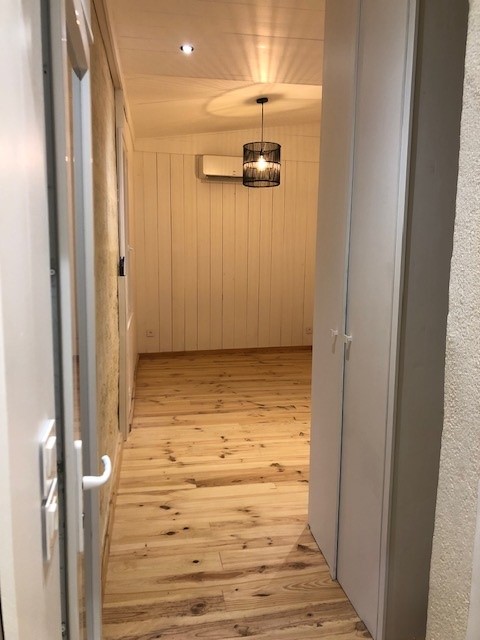 T2 - Photo 2
