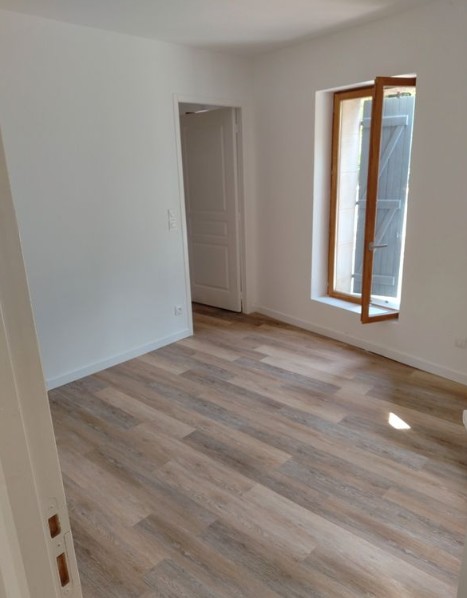 Appartement à louer, 2 pièces, 42 m², Guitres