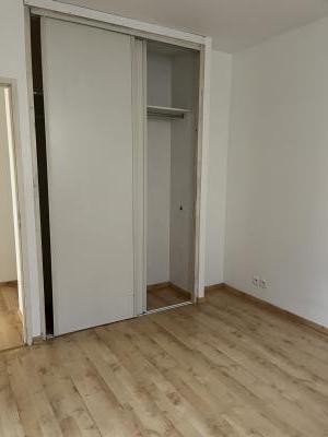 T4 - Photo 2