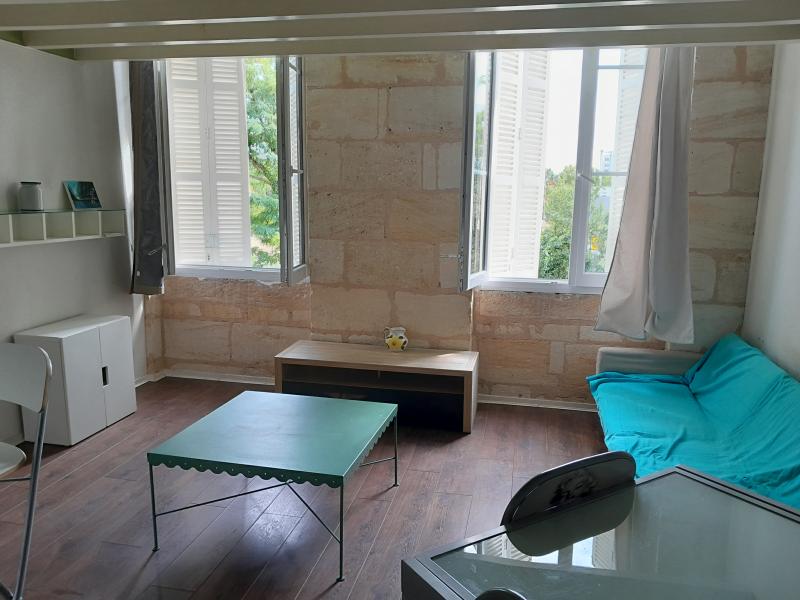 Appartement à louer, 3 pièces, 43 m², Talence
