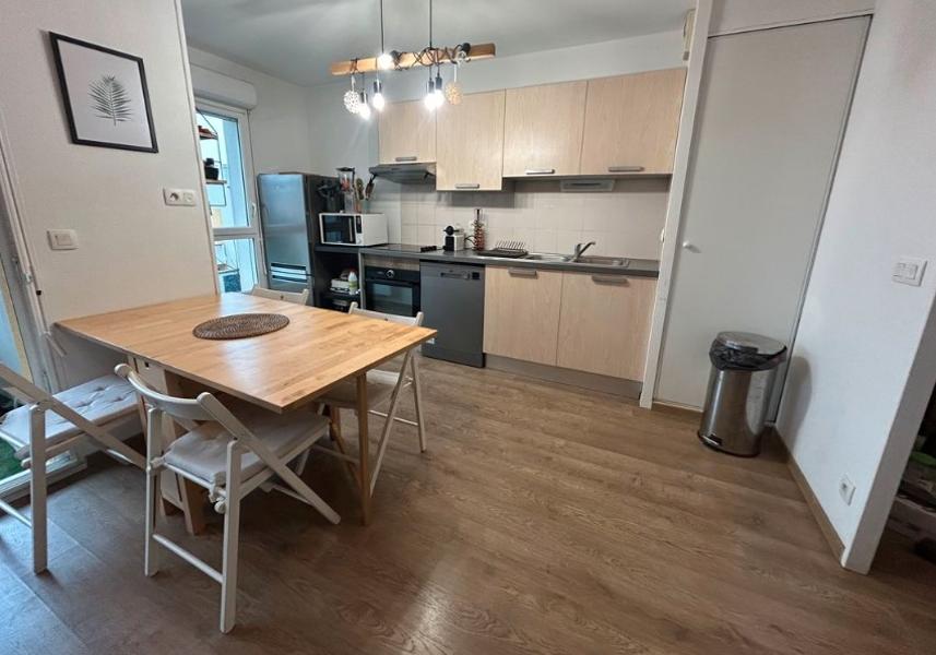Appartement à louer, 3 pièces, 65 m², Bruges