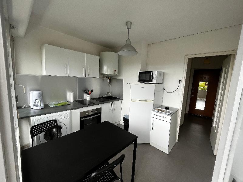 T1 - Photo 2