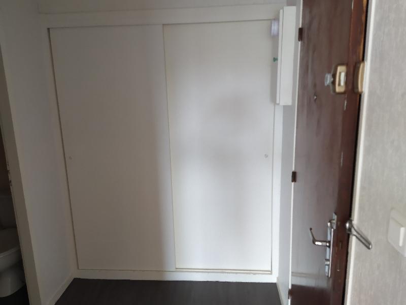 T1 - Photo 3