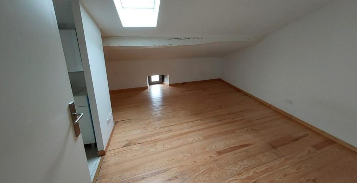 T3 - Photo 3