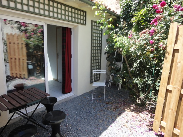 Studio - Photo 3