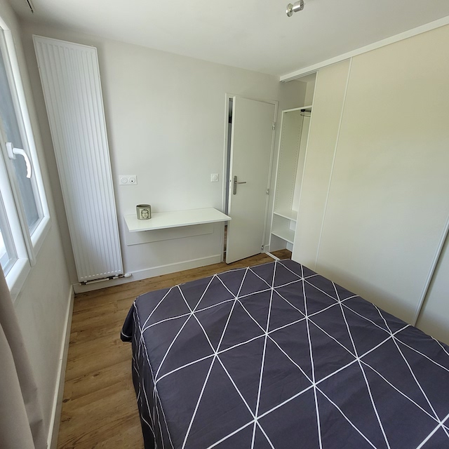 T2 - Photo 2
