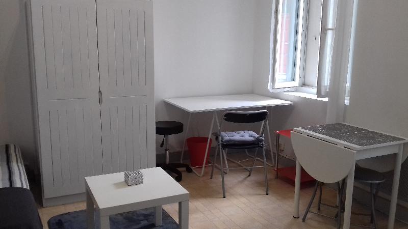 Studio - Photo 4