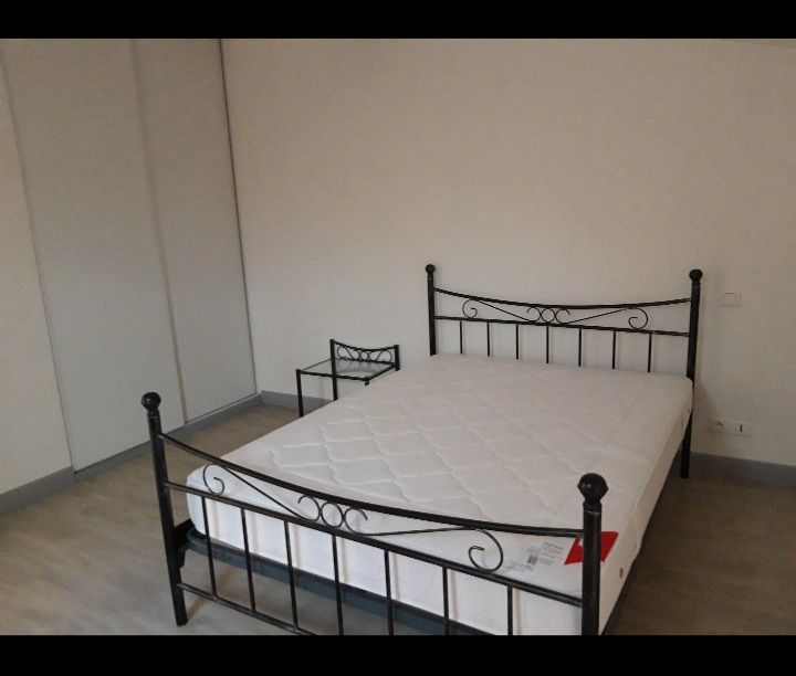 T2 - Photo 3