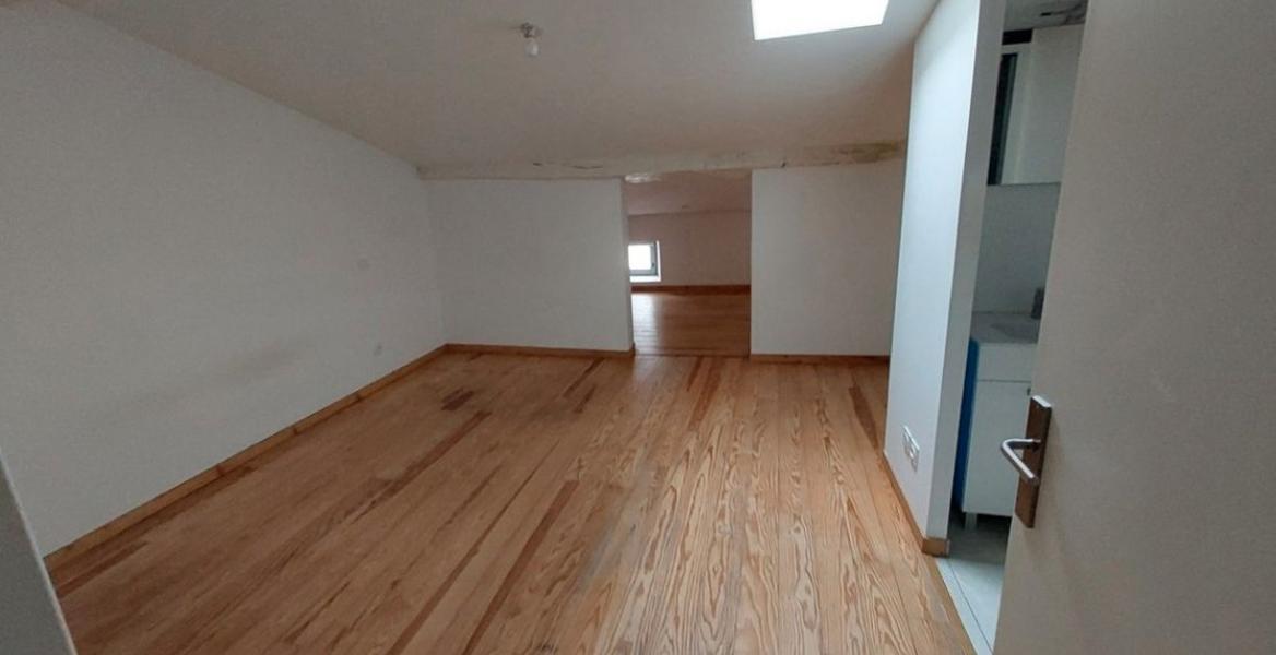T3 - Photo 2
