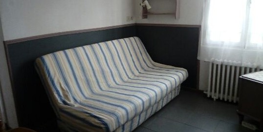 Studio - Photo 2