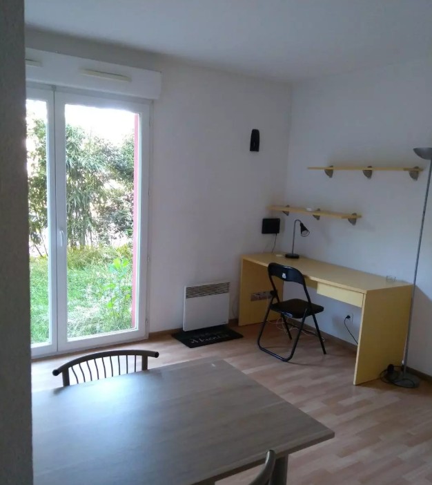 Appartement à louer, 1 pièces, 20 m², Pessac