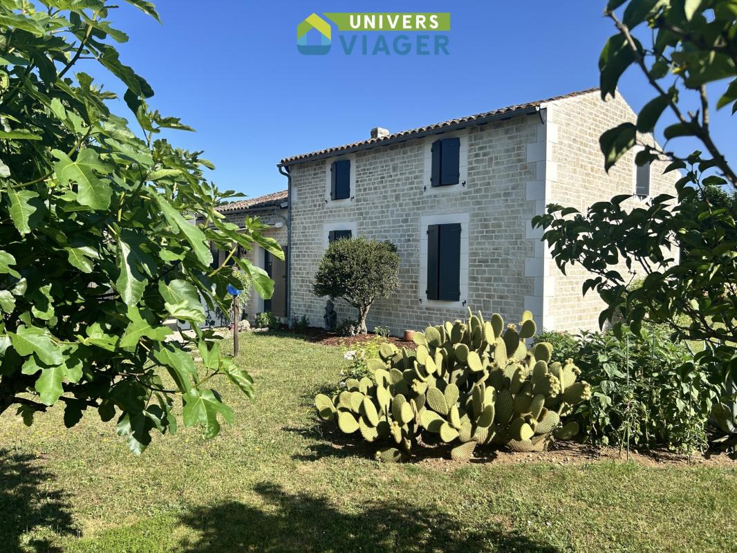Maison en vente à terme occupé à GEMOZAC (entre Saintes et Royan)