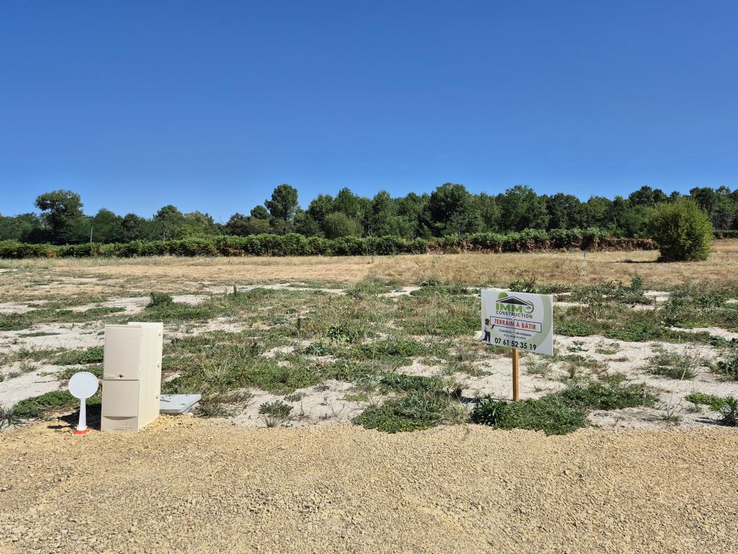 Terrain — Pompéjac