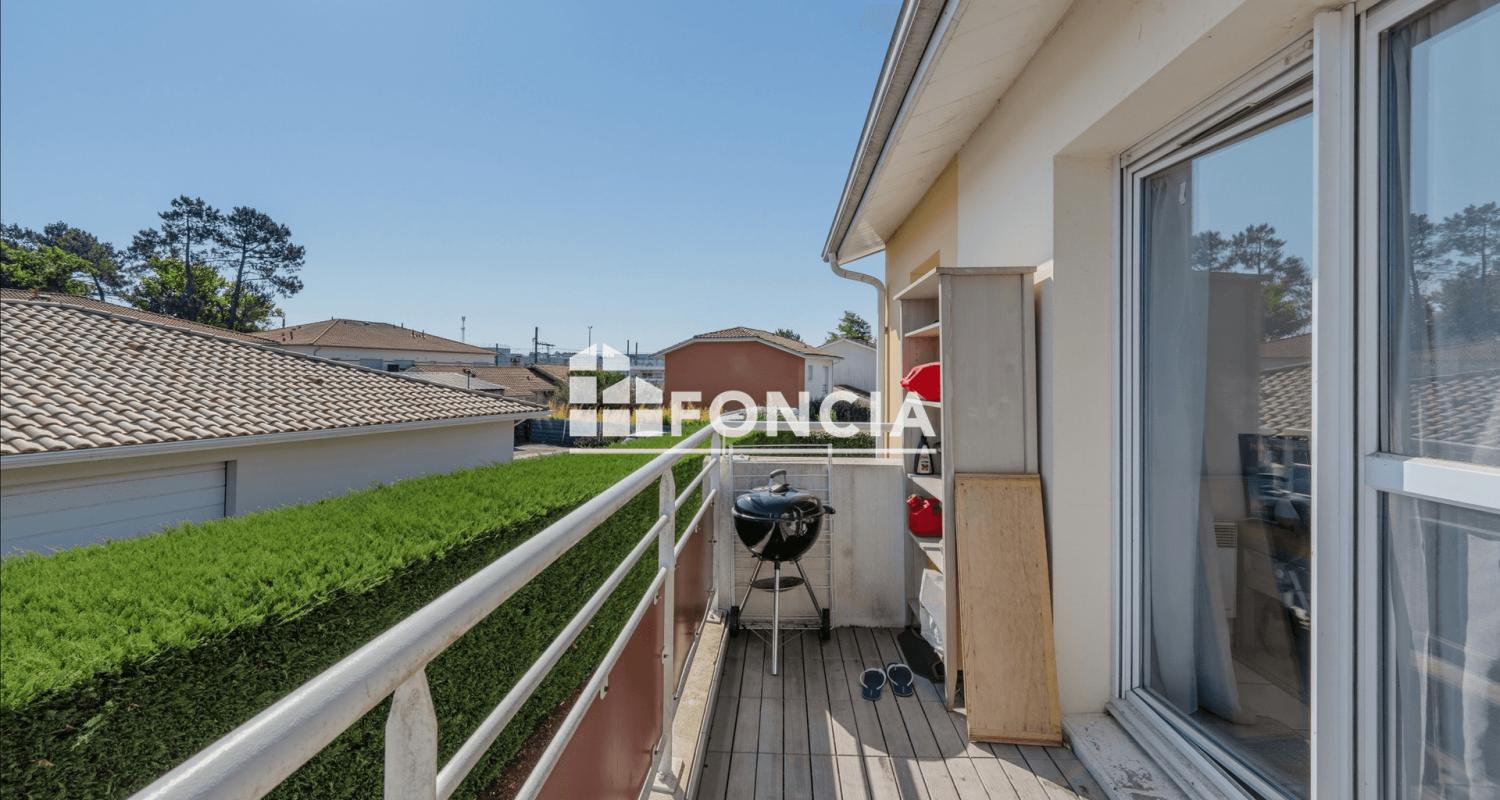Pour Investisseurs Biganos T2 42 M2 Terrasse + Parking