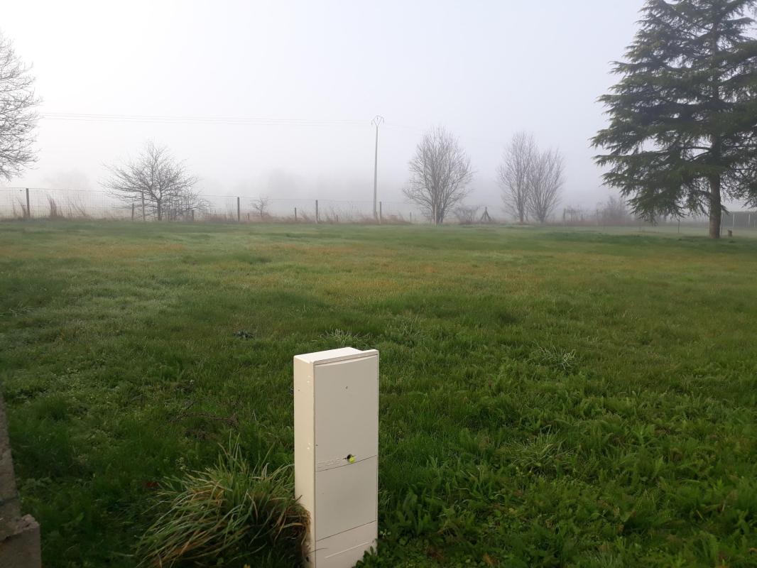 Terrain viabilisé Les Artigues de Lussac