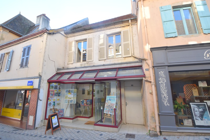 Dpt Saône et Loire (71), à vendre BOURBON LANCY immeuble
