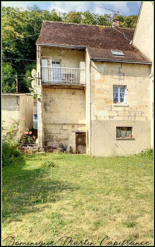 Dpt Sarthe (72), à vendre LA CHARTRE SUR LE LOIR maison P3 de 73m²-terrain 499m²- cave-jardin