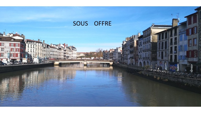 Dpt Pyrénées Atlantiques (64), à vendre BAYONNE appartement T2 (47 m²)+ balcon (3,50 m²)
