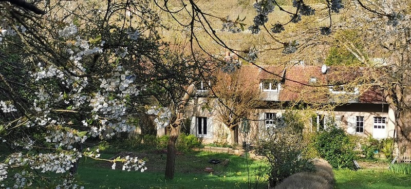 Dpt Yvelines (78), à vendre AUFFREVILLE BRASSEUIL maison P9 de 237 m² - Terrain de 2 300,00 m²