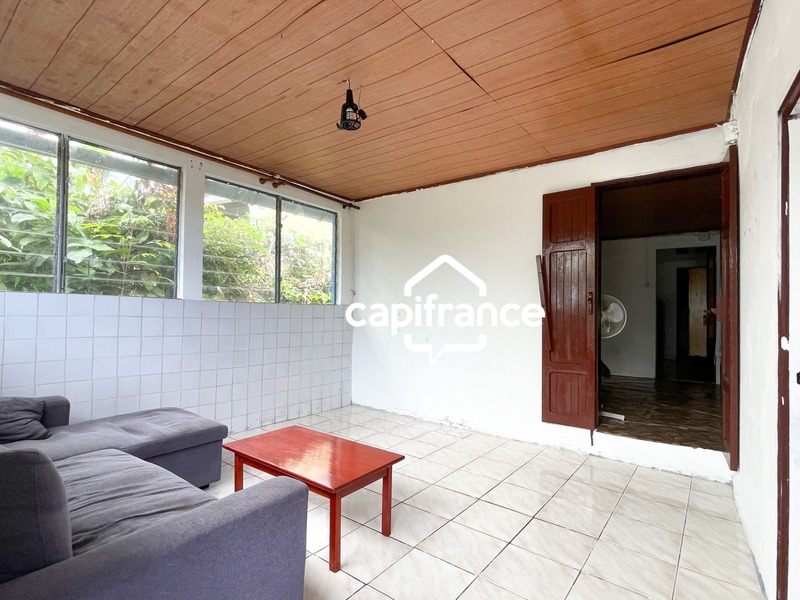 Dpt La Réunion (974), à vendre LA CRESSONNIERE maison avec travaux P4 de 90 m² - Terrain de 310 m² - Plain pied