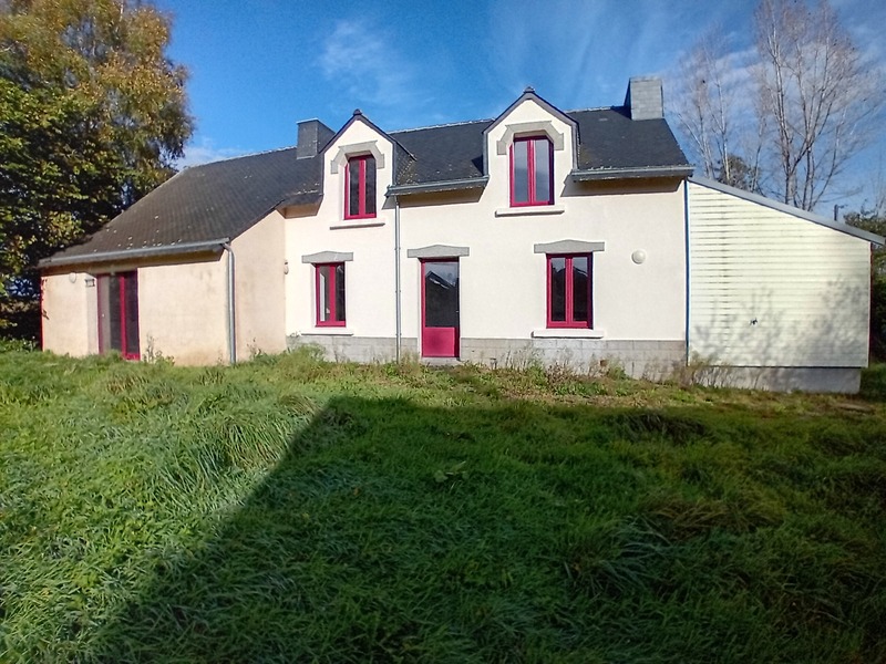 Dpt Finistère (29), à vendre SAINT HERNIN maison P5 de 150 m²  - Plain pied