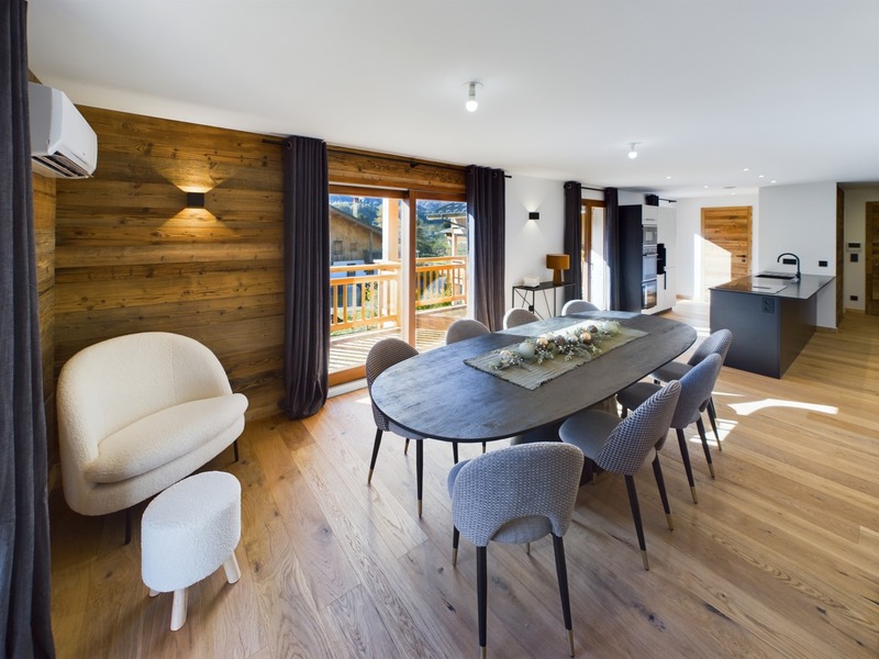 Haute Savoie (74), à vendre SAMOENS - Domaine skiable Grand-Massif - Appartement T6 en duplex 152 m