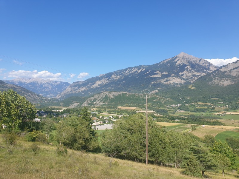 Dpt Hautes Alpes (05), à vendre CHATEAUROUX terrain