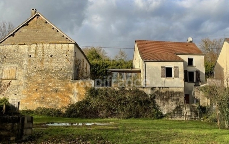 Dpt Yonne (89), à vendre OUANNE deux maisons de 185,7 m² avec terrain  et dépendances de 1 712,00 m²