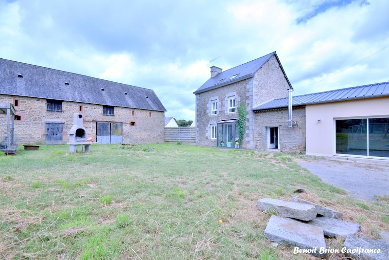 Dpt Mayenne (53), à vendre LARCHAMP maison P6